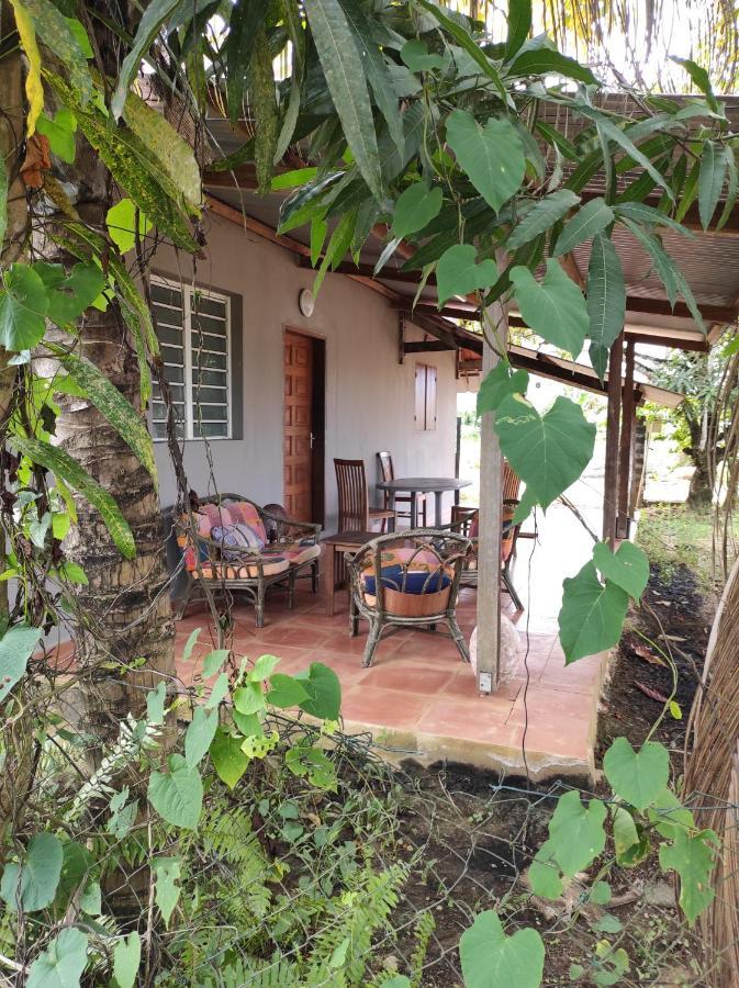 Villa Tikote Chwit Point 1 à Cayenne Extérieur photo